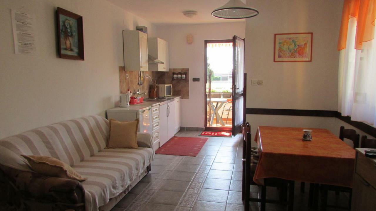Apartmani Petunia Fažana Екстериор снимка
