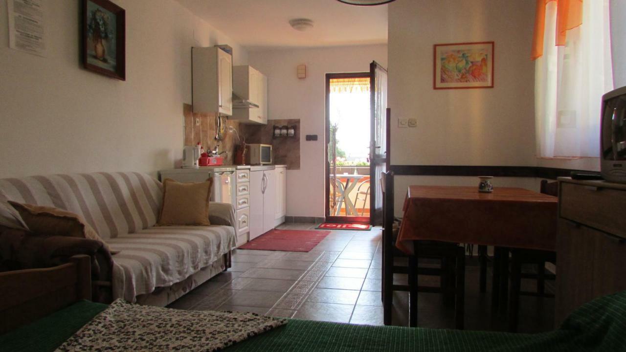 Apartmani Petunia Fažana Екстериор снимка